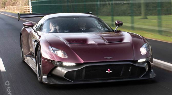 aston martin vulcan