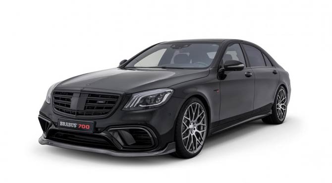brabus 700 napred