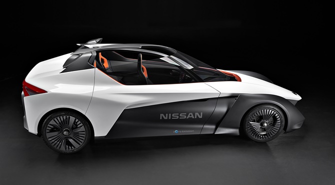 Nissan BladeGlider i dizajn vrata sa strane