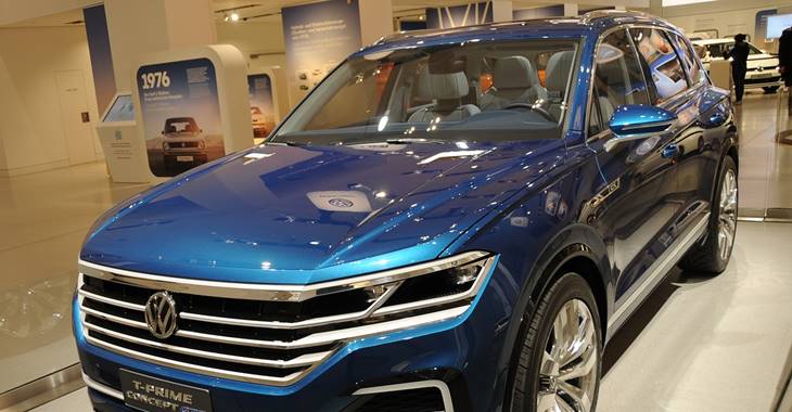 Automobil Volkswagen Touran
